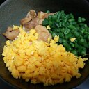 三色丼